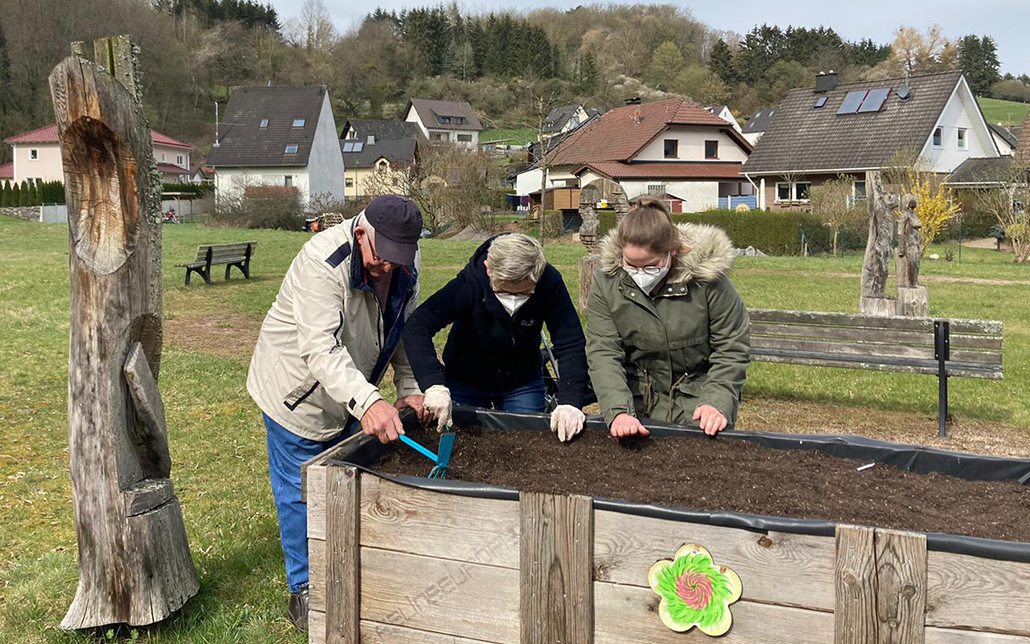 Zesamme em Hochbeet – Vorbereitung auf generationsübergreifende Projekte